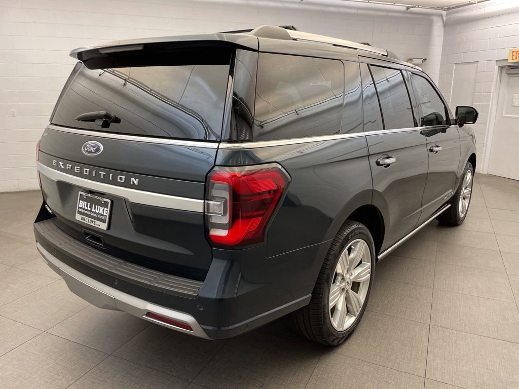 Used 2024 Ford Expedition Platinum image 6