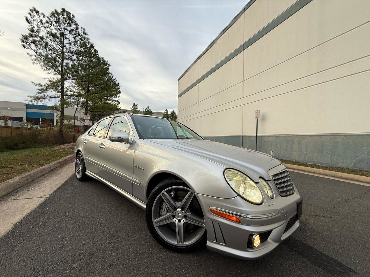 Used 2008 Mercedes-Benz E 63 AMG Sedan image 7