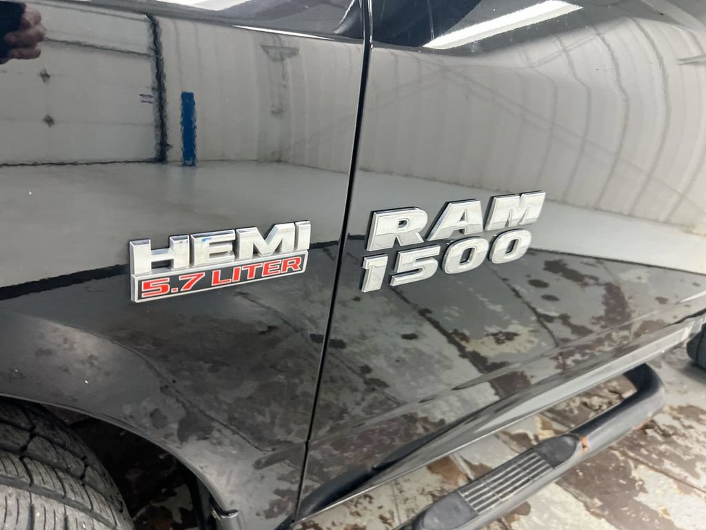 Used 2014 RAM 1500 Express RWD image 23