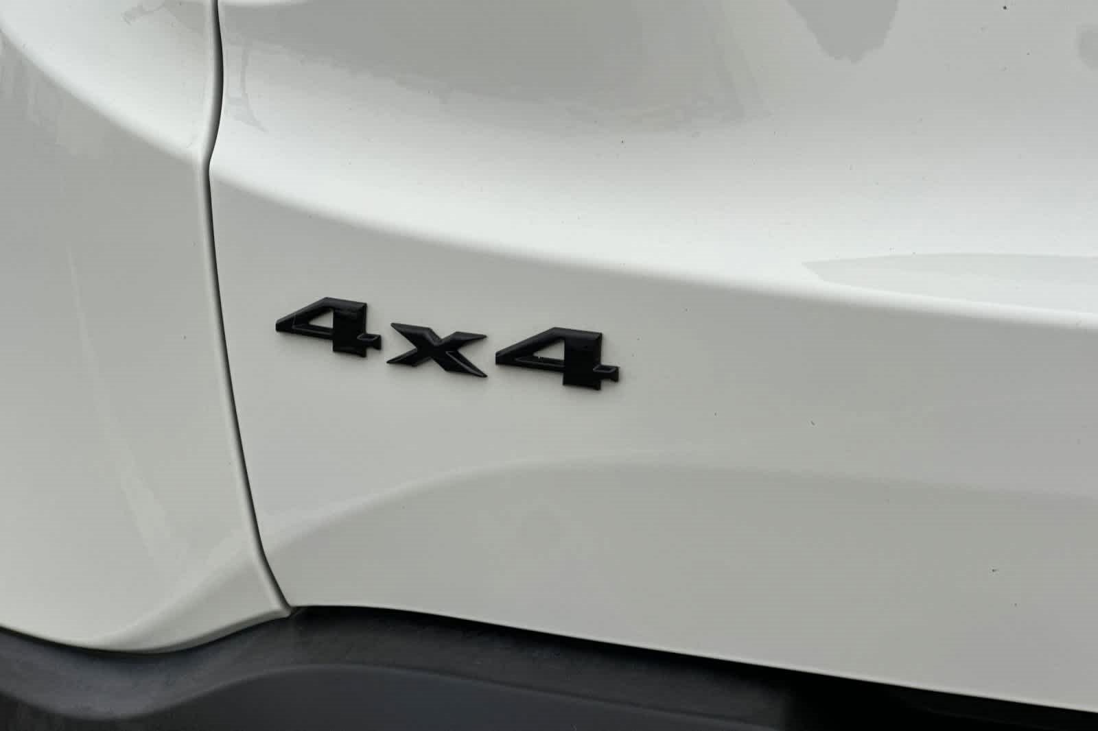 Used 2023 Jeep Renegade Altitude image 28