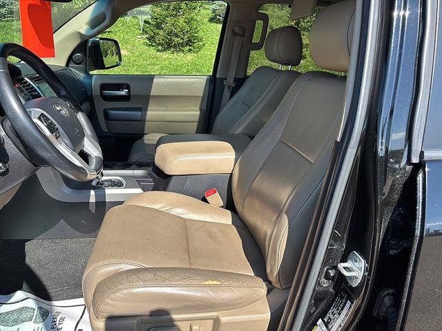 Used 2016 Toyota Sequoia Limited w/ Safety & Convenience Package AWD/4WD image 11