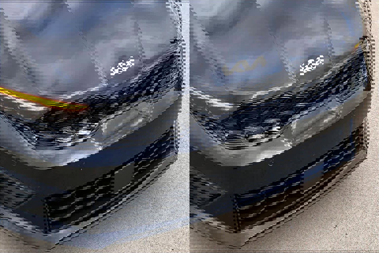 Used 2025 Kia K5 EX image 29