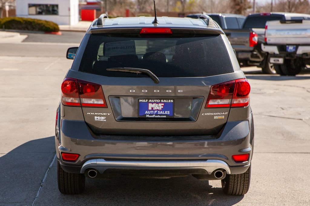 Used 2017 Dodge Journey Crossroad FWD image 6