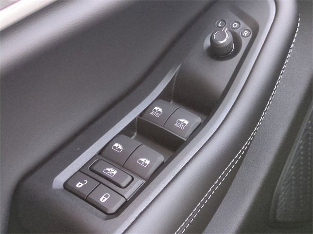 New 2025 Jeep Grand Cherokee Limited w/ Trailer Tow Package image 24