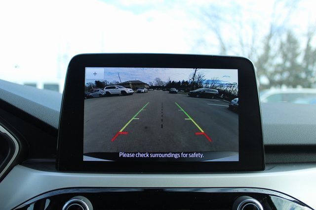 Used 2022 Ford Escape SE w/ Cold Weather Package image 22