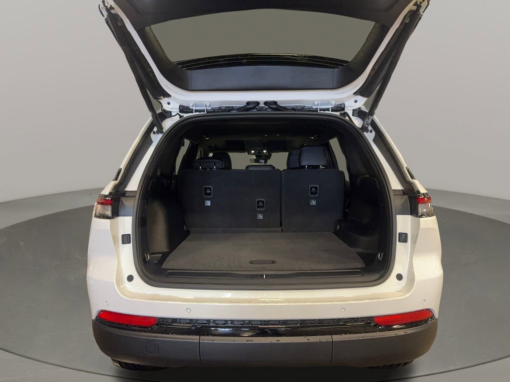 New 2025 Jeep Grand Cherokee 4WD image 9