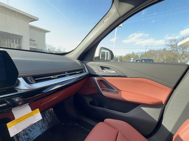 New 2026 BMW X1 xDrive28i w/ Technology Package image 16