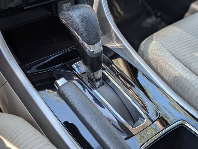 Used 2016 Honda Accord LX image 16