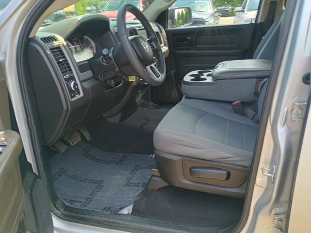 Used 2019 RAM 1500 Express w/ Express Value Package AWD/4WD image 26