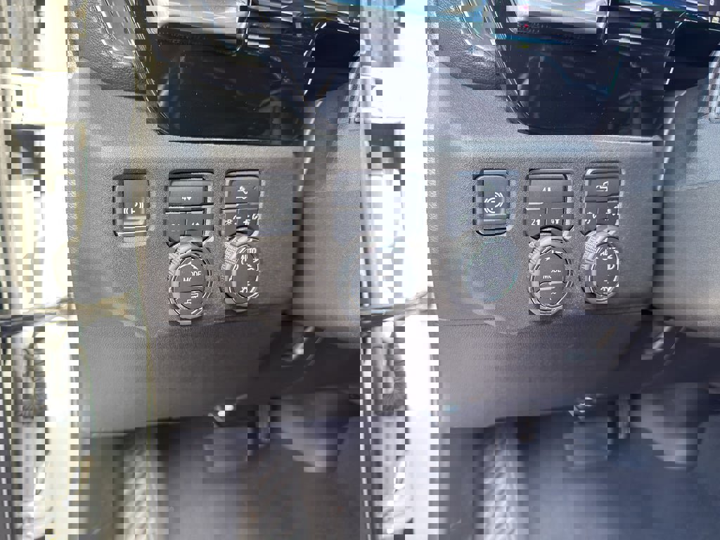 Used 2024 Chevrolet Silverado 2500 LT image 12