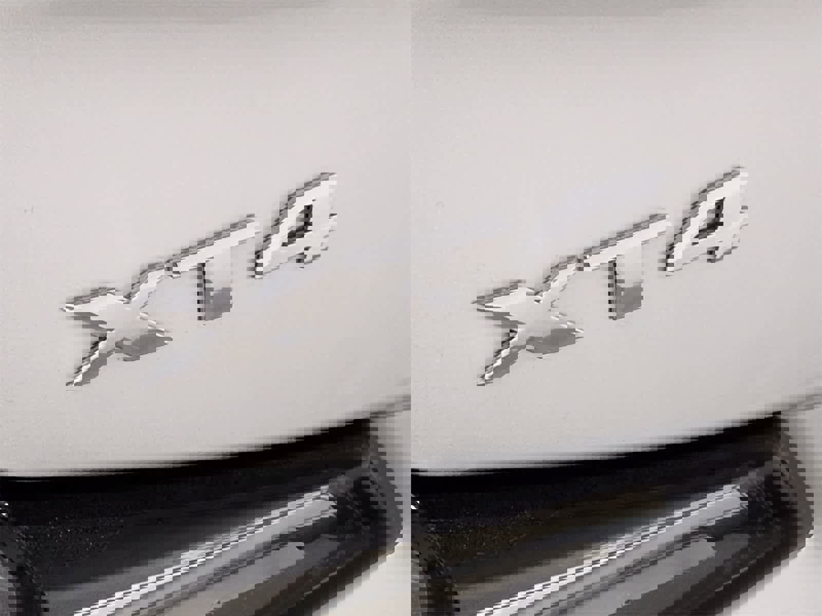 Used 2022 Cadillac XT4 Sport w/ Cold Weather Package image 13