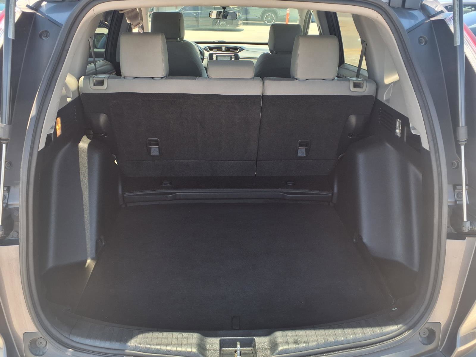 Used 2017 Honda CR-V LX image 8