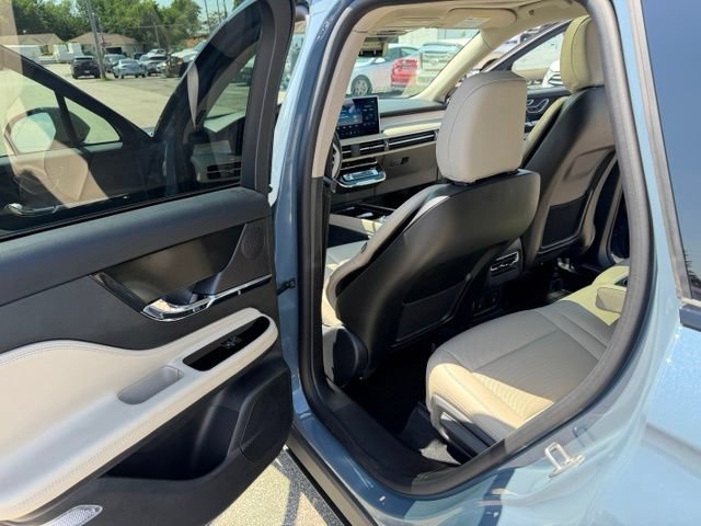 Certified 2026 Lincoln Corsair Premiere AWD/4WD image 24