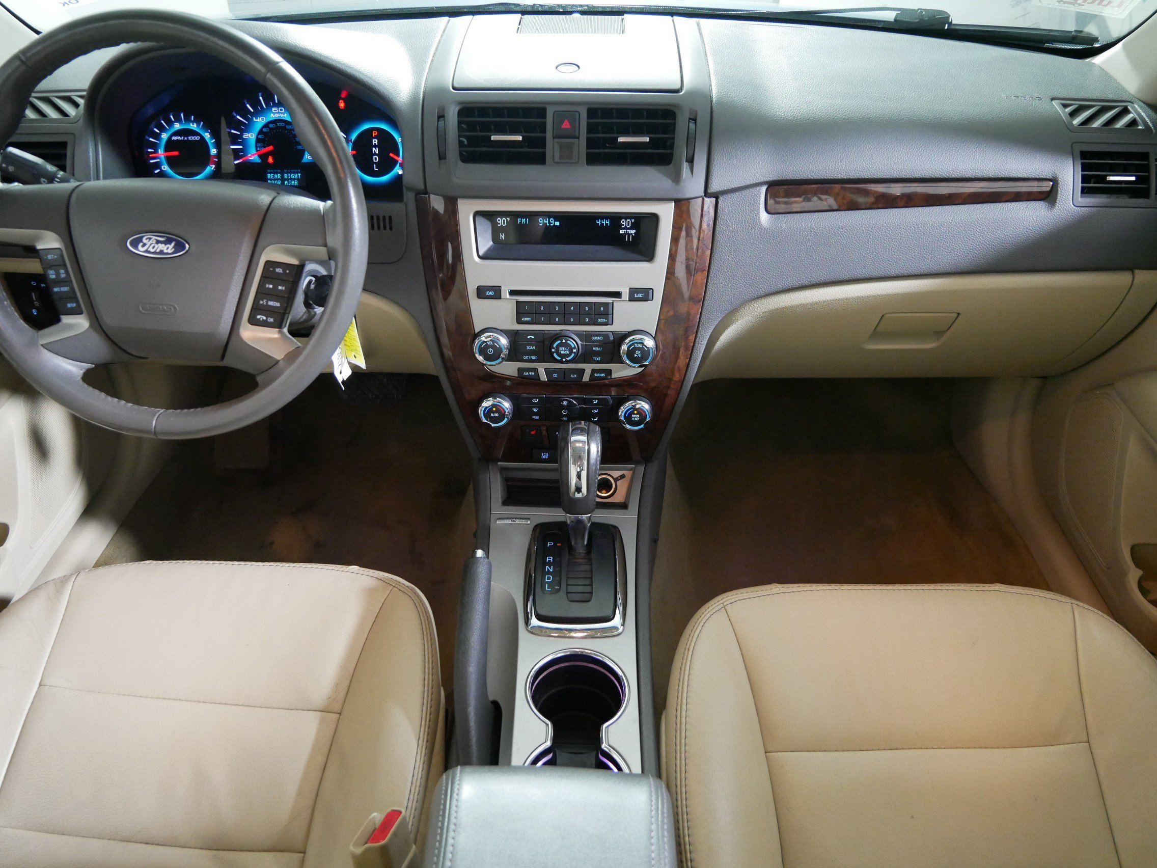 Used 2012 Ford Fusion SEL image 10