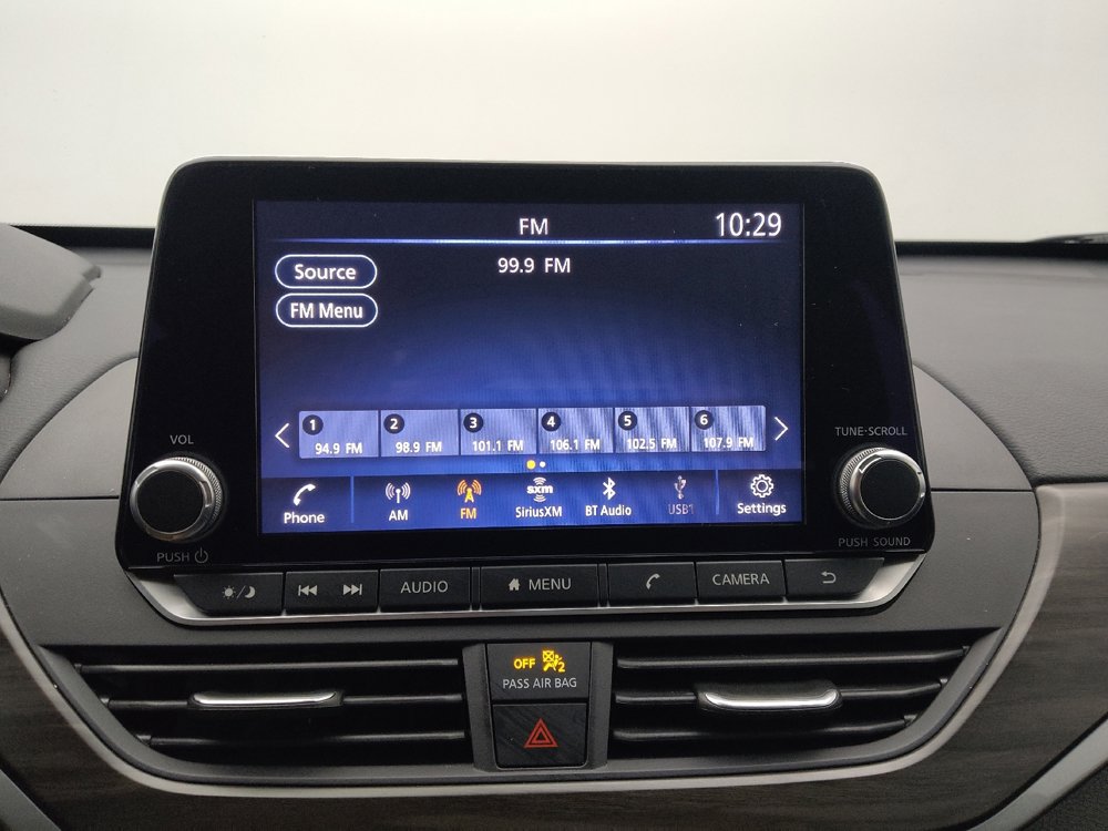 Used 2024 Nissan Altima 2.5 SV image 25