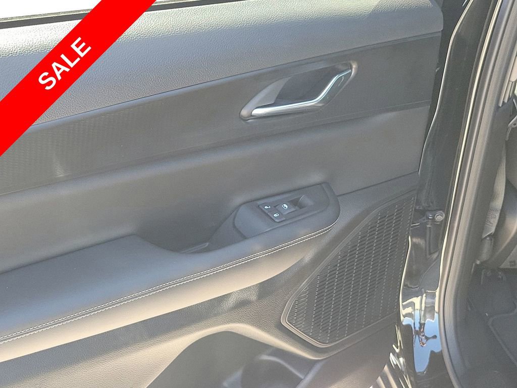 New 2025 Jeep Grand Cherokee L Laredo w/ Luxury Tech Group I image 40