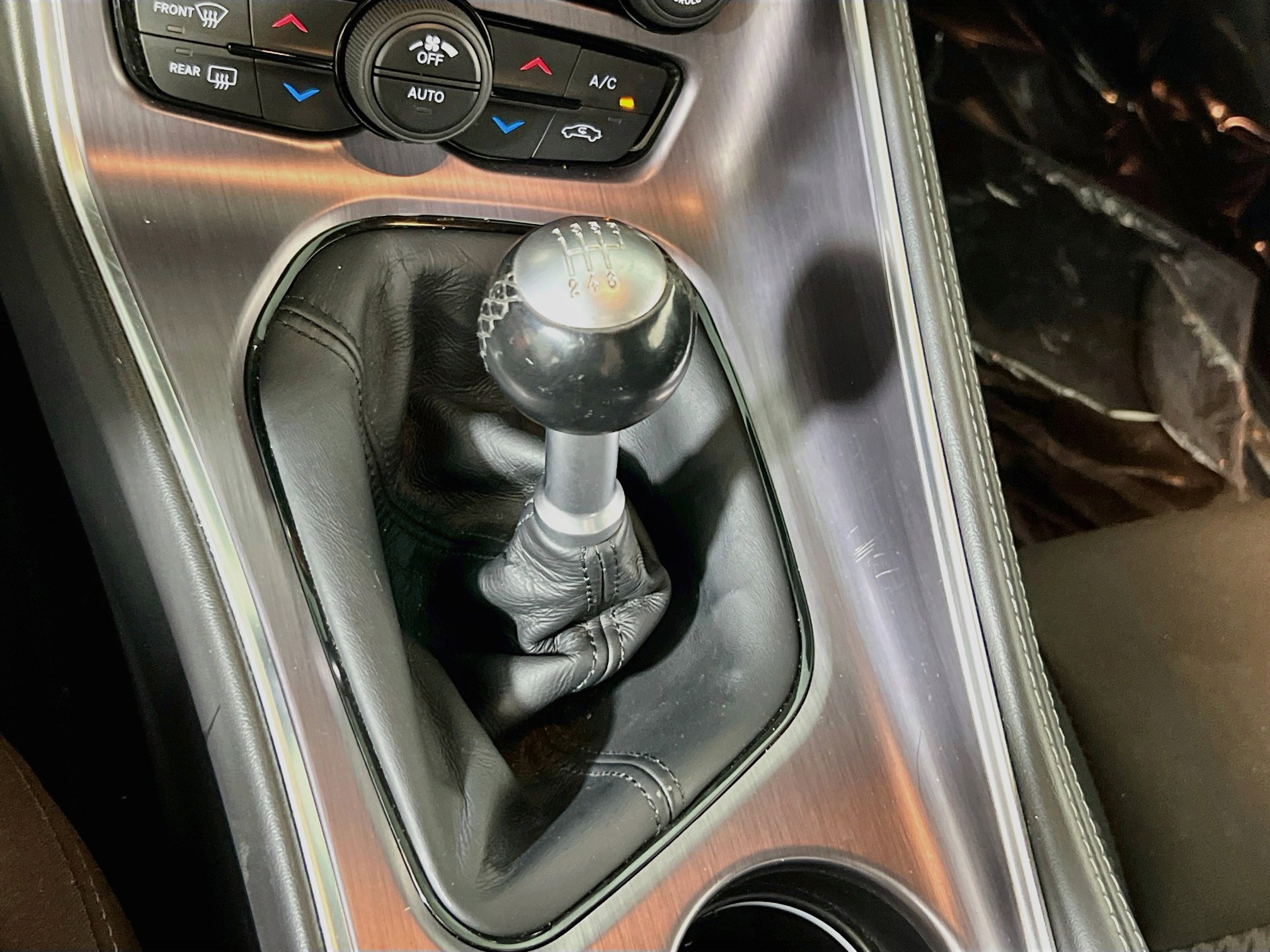 Used 2018 Dodge Challenger R/T w/ Blacktop Package RWD image 15