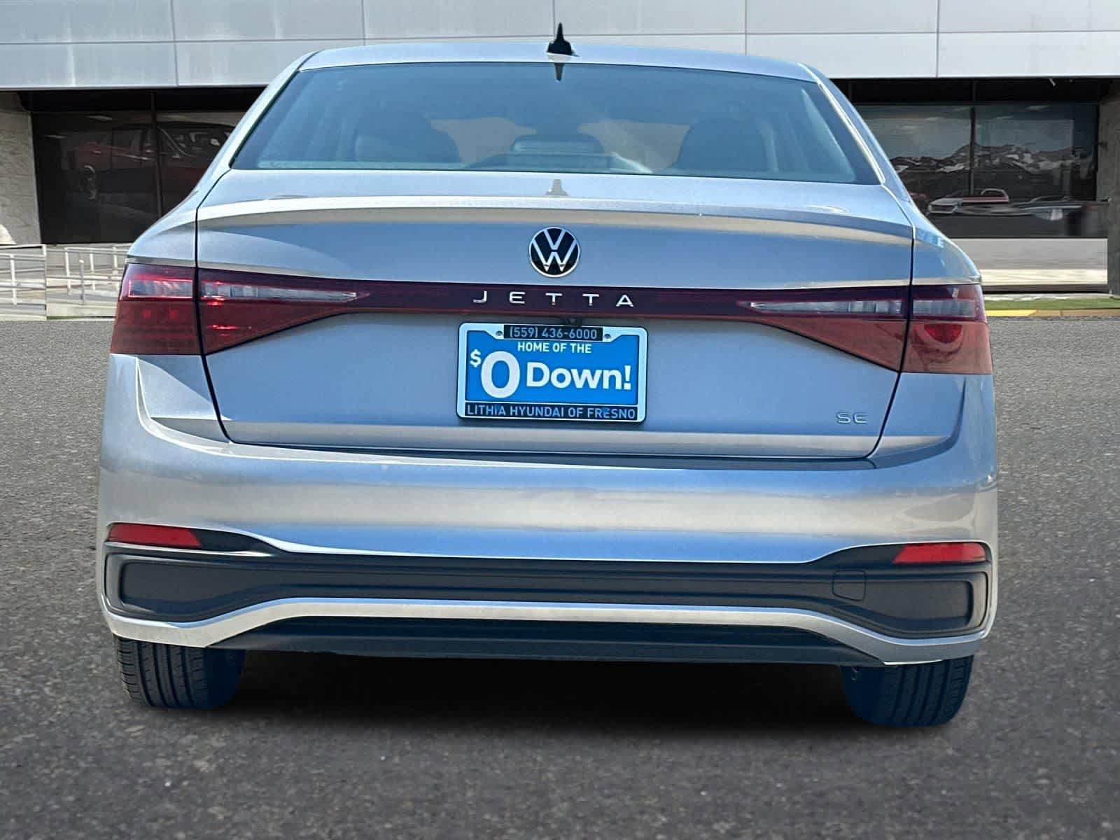 Used 2025 Volkswagen Jetta SE FWD image 8
