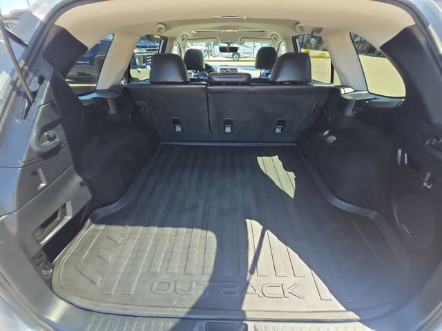 Used 2019 Subaru Outback 2.5i Limited AWD/4WD image 16