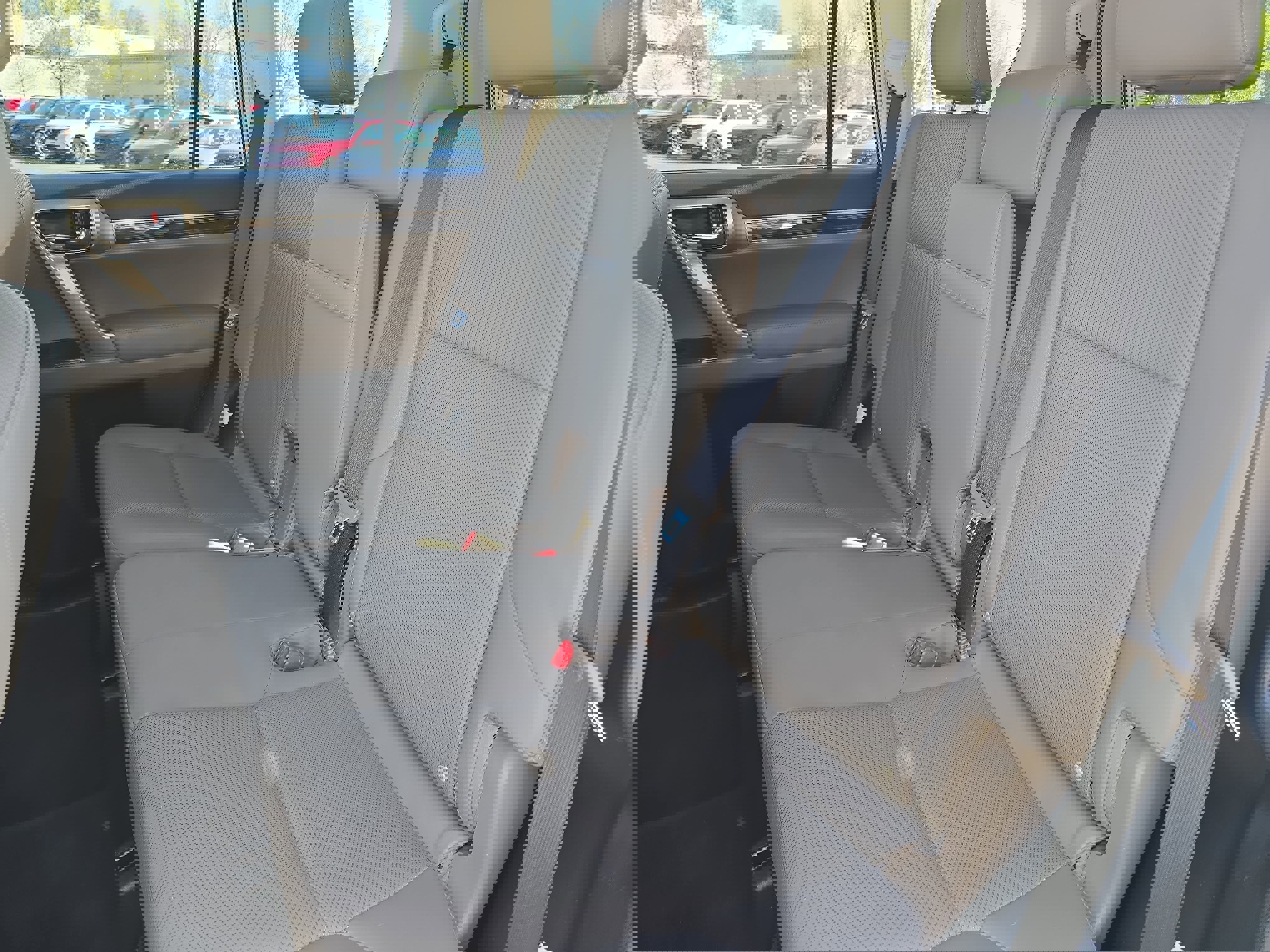 Used 2021 Lexus GX 460 Premium w/ Premium Package image 14