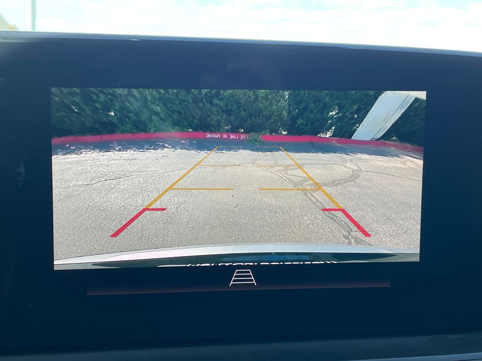 Used 2025 Buick Envista Sport Touring image 22