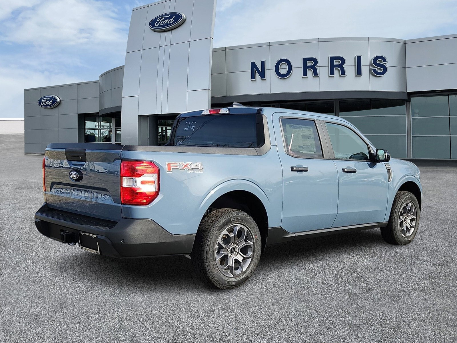 New 2025 Ford Maverick XLT w/ XLT Luxury Package image 4