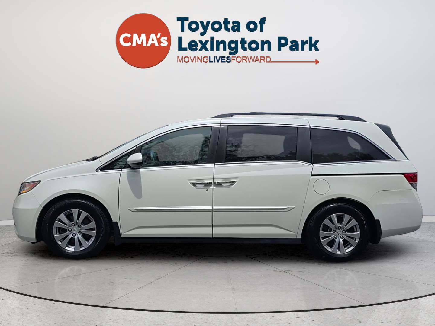 Used 2016 Honda Odyssey EX-L image 2