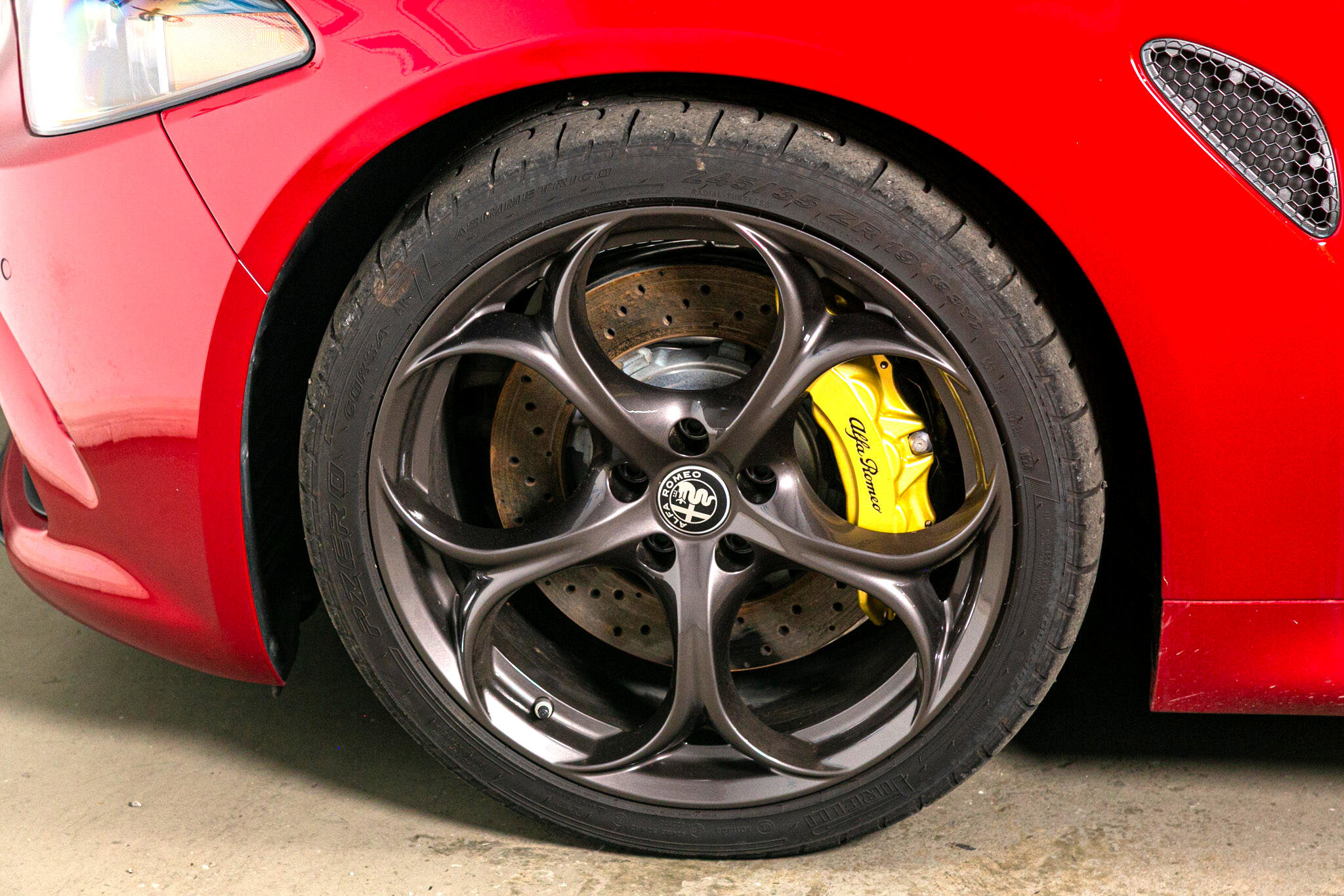 Used 2024 Alfa Romeo Giulia Quadrifoglio image 18