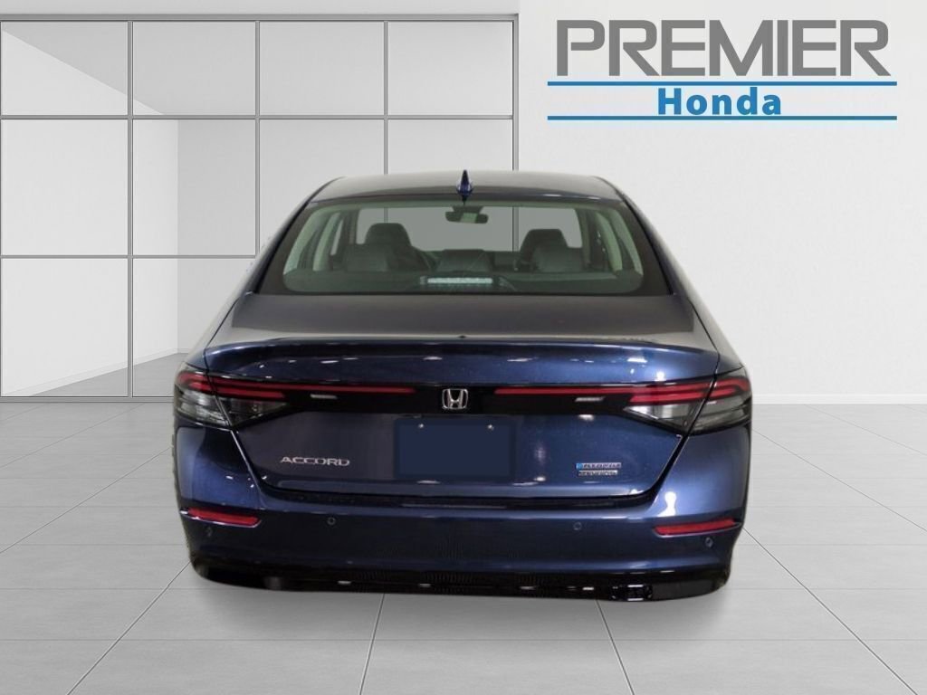New 2026 Honda Accord Touring image 4