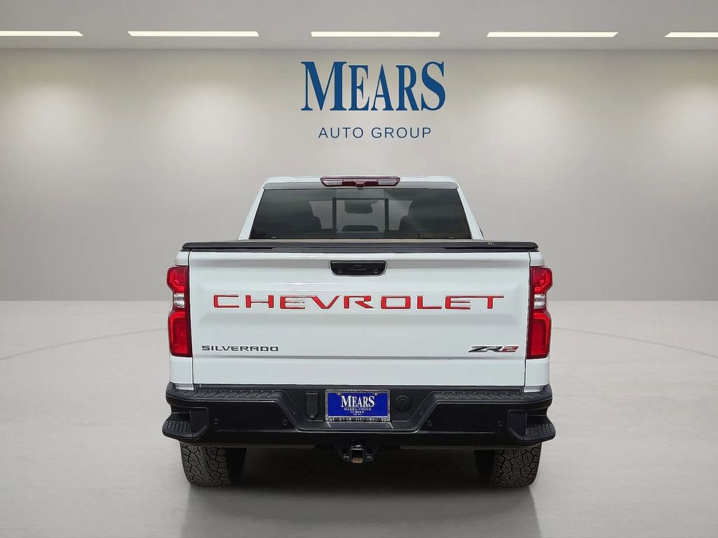 Used 2025 Chevrolet Silverado 1500 ZR2 image 4