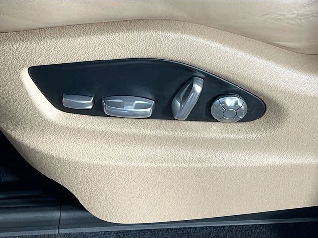 Used 2021 Porsche Cayenne AWD/4WD image 13