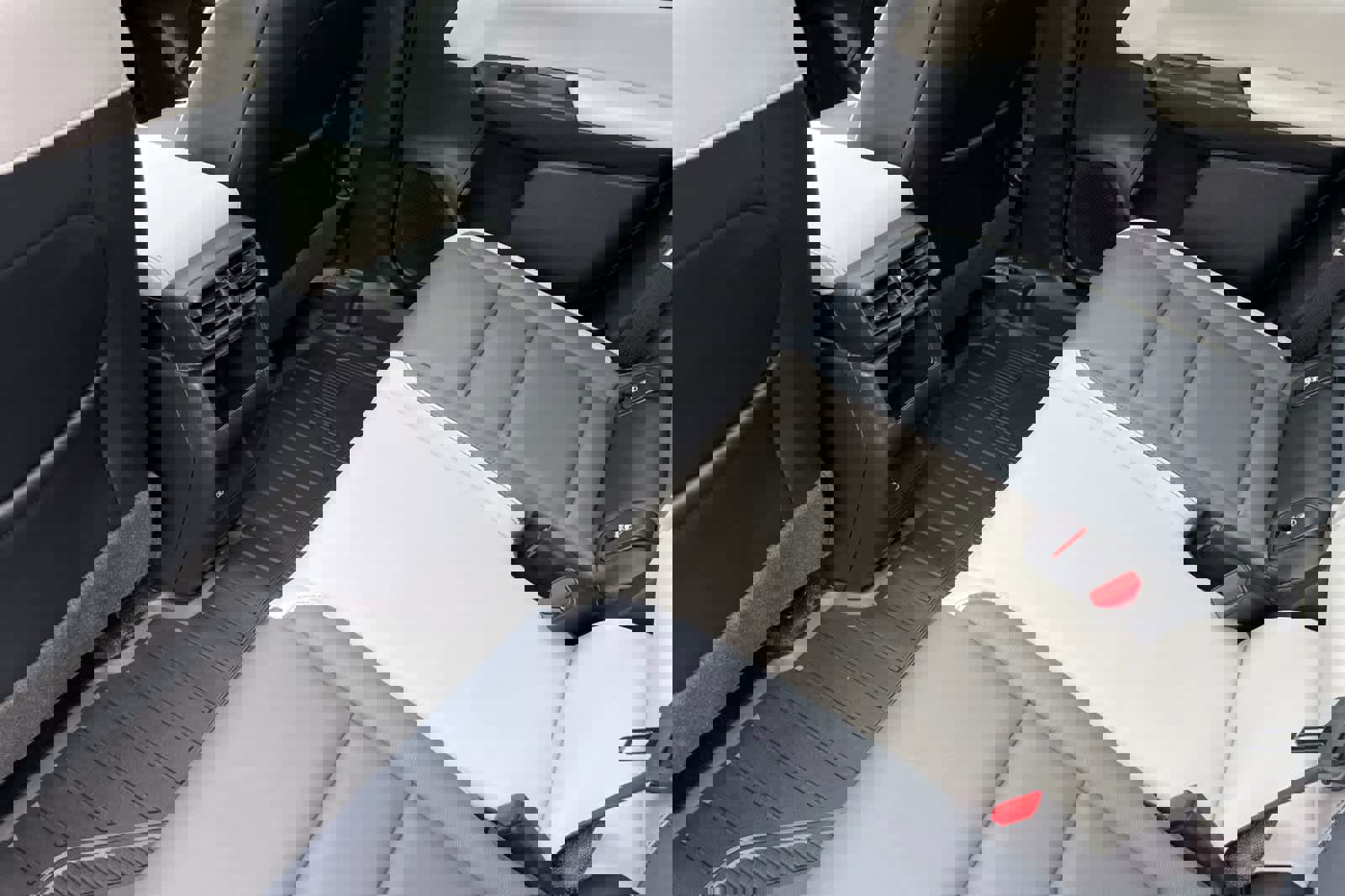 New 2026 Honda Prologue Touring image 4