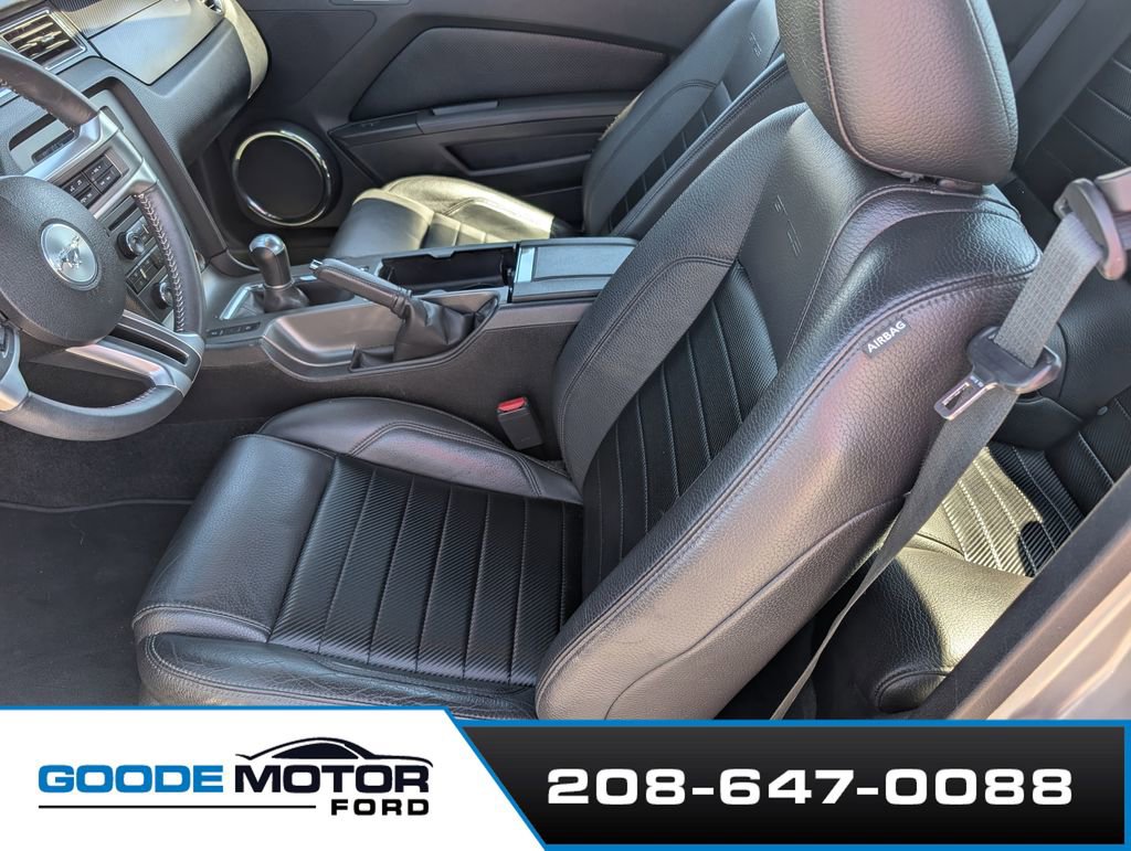 Used 2012 Ford Mustang GT Premium RWD image 8