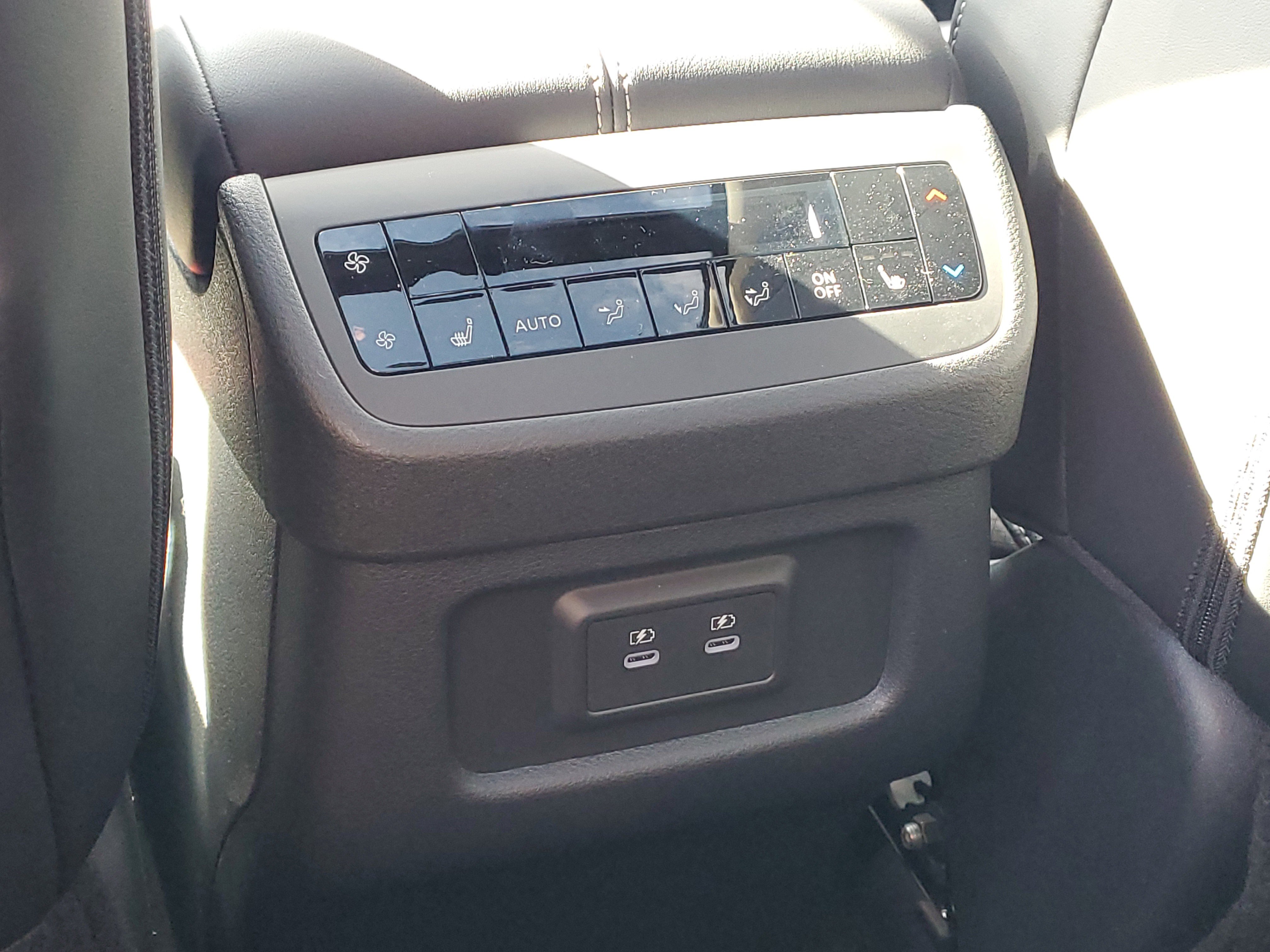 New 2026 Nissan Pathfinder SL w/ SL Premium Package image 30