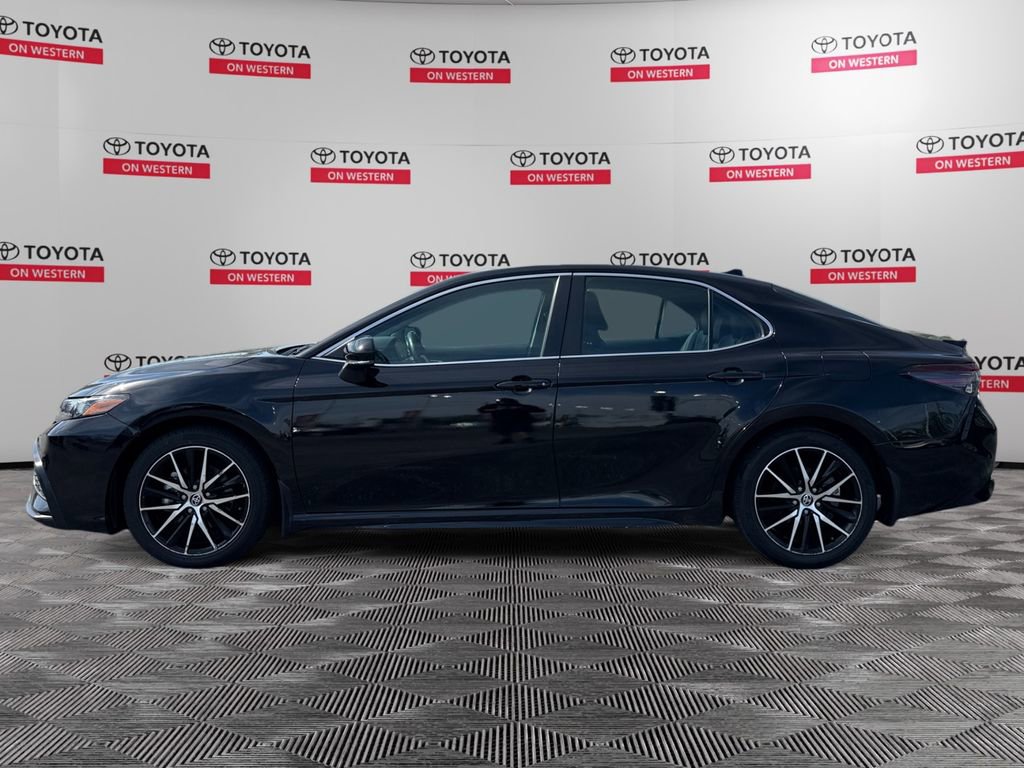 Certified 2023 Toyota Camry SE FWD image 6