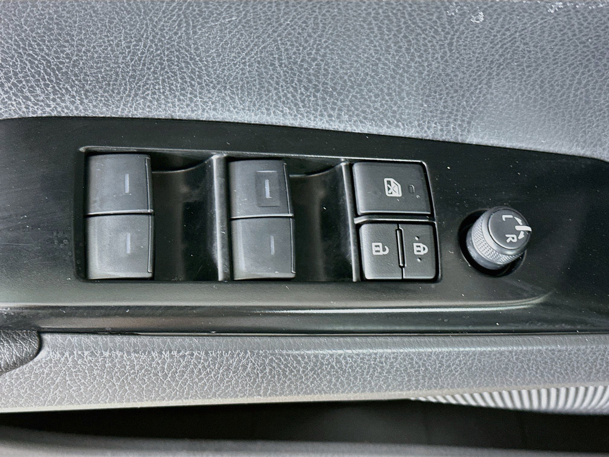 Used 2026 Toyota Camry LE FWD image 15
