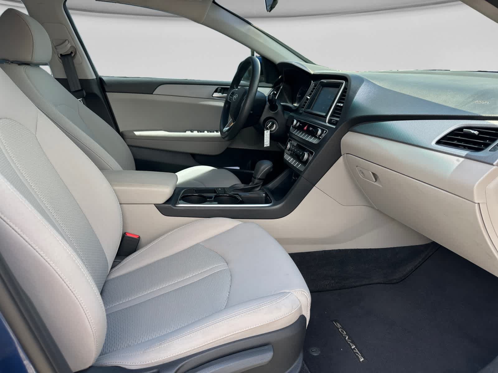 Used 2019 Hyundai Sonata SE FWD image 16