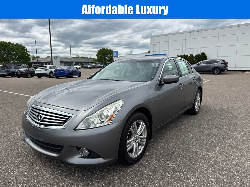 Used 2010 INFINITI G37 x Sedan w/ Premium Pkg AWD/4WD image 4