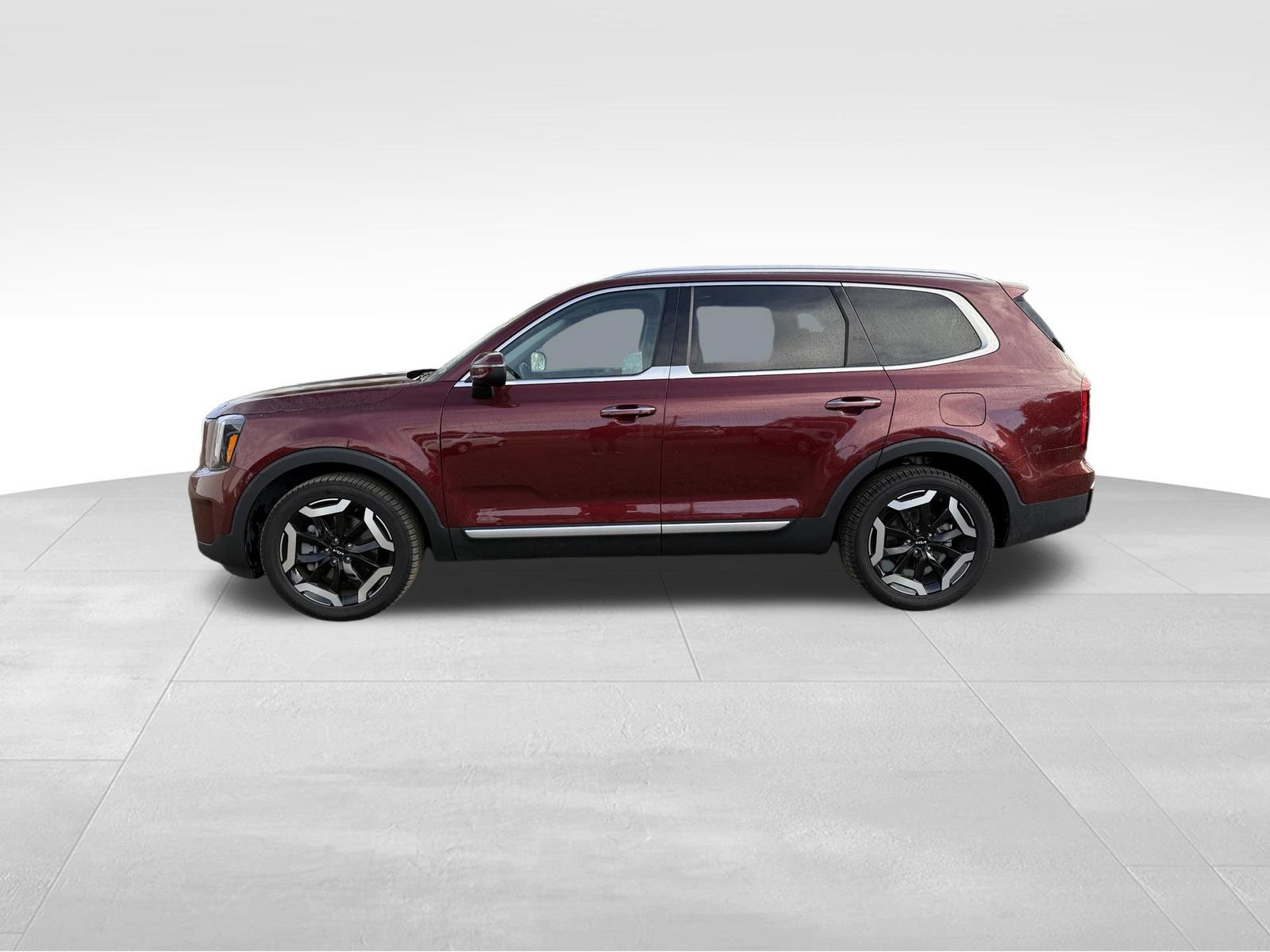 Used 2024 Kia Telluride S w/ S Sunroof Package FWD image 6