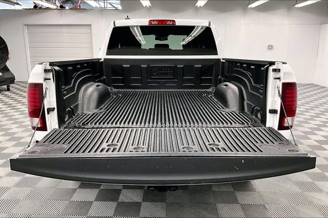 Used 2022 RAM 1500 Classic Warlock w/ Electronics Group AWD/4WD image 32