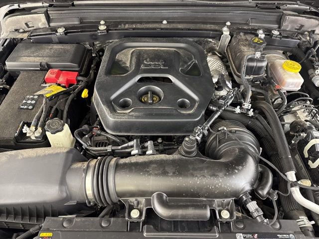Used 2025 Jeep Wrangler Willys image 19