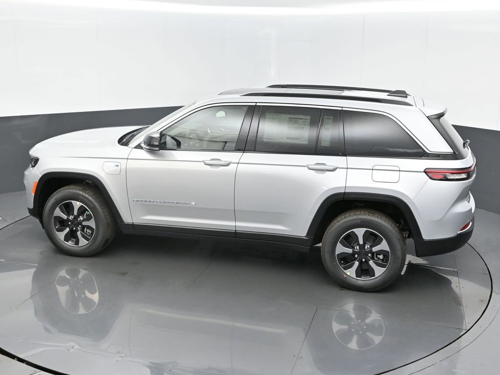 New 2024 Jeep Grand Cherokee Limited 4xe image 45