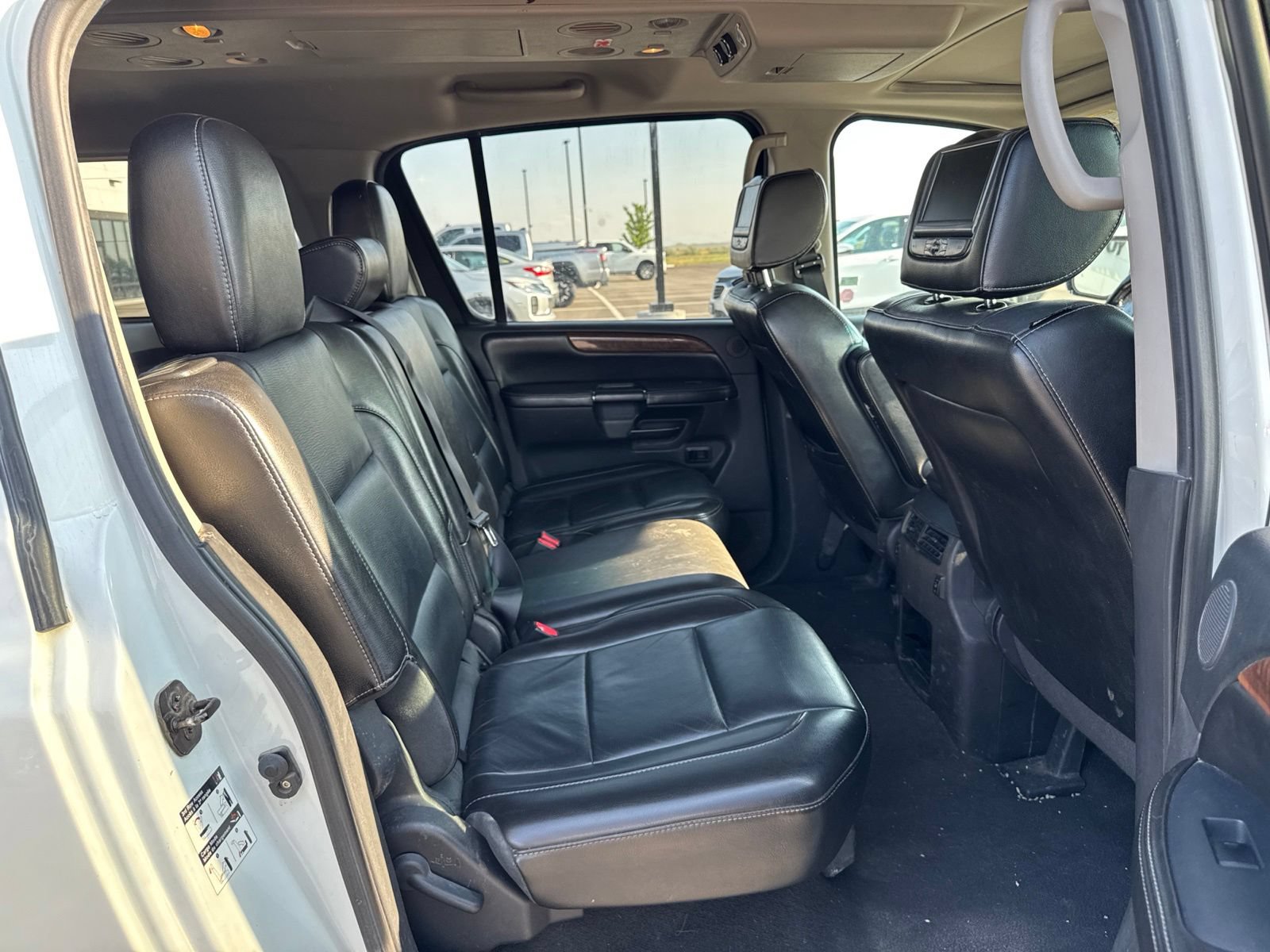 Used 2014 Nissan Armada Platinum AWD/4WD image 12