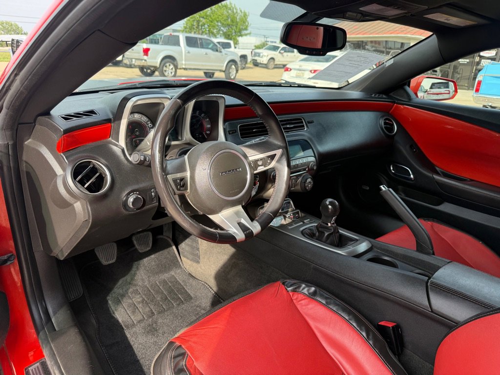 Used 2011 Chevrolet Camaro SS w/ RS Package RWD image 12