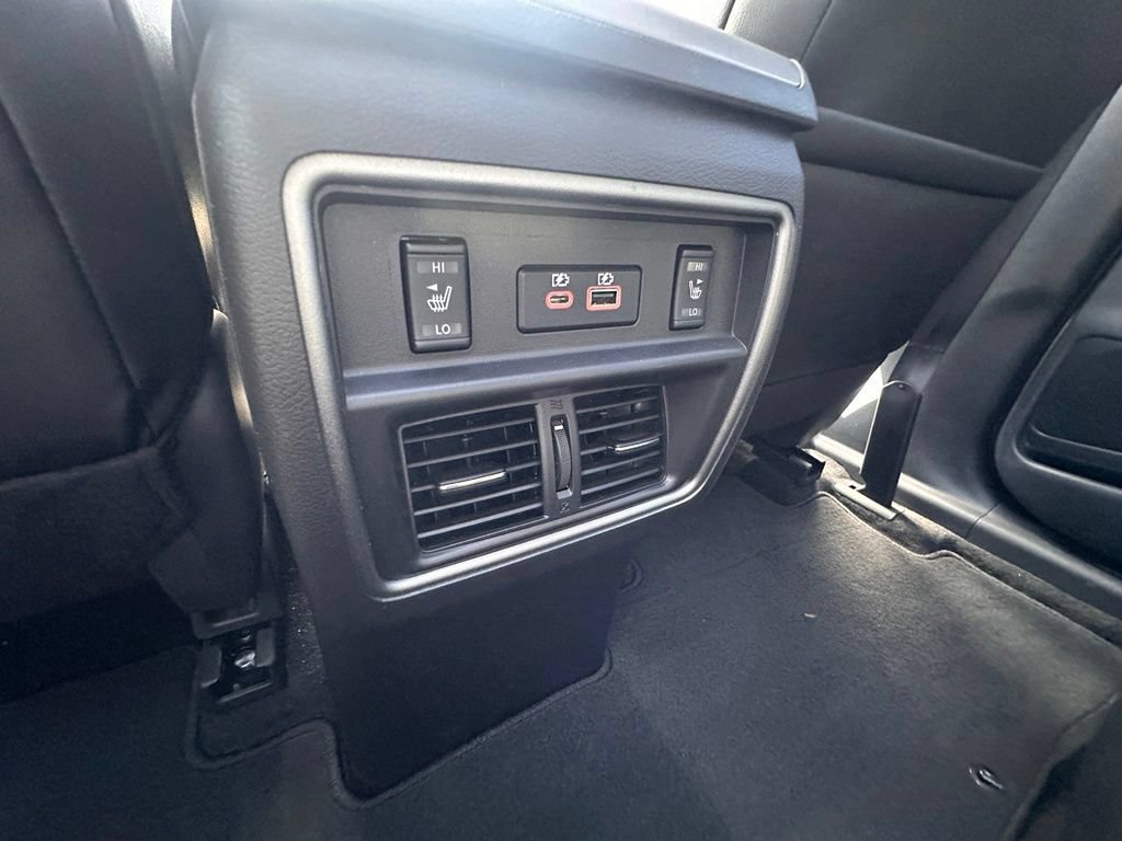 Certified 2024 Nissan Murano SL FWD image 17