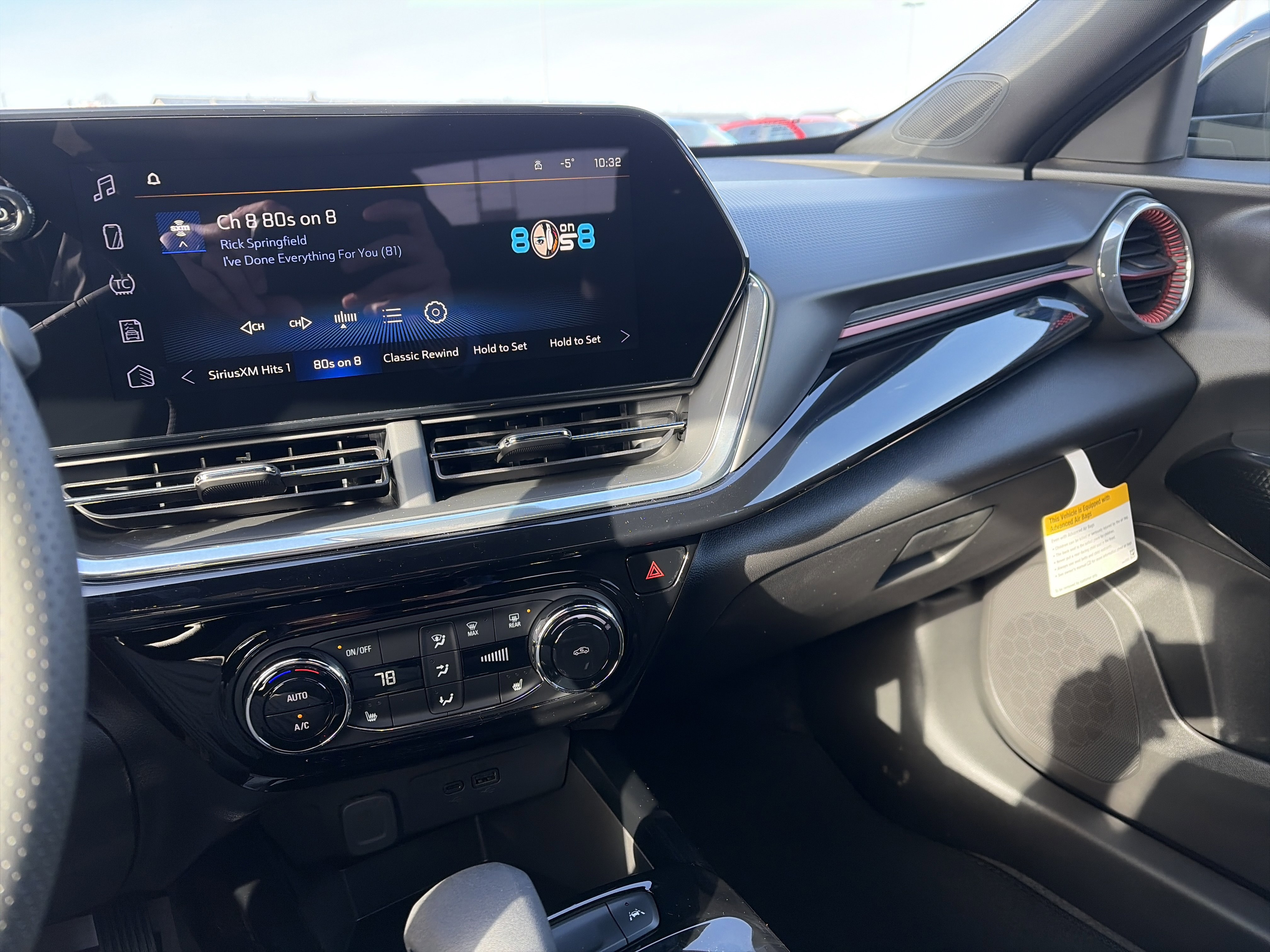 New 2026 Chevrolet Trax RS w/ Driver Confidence Package image 19