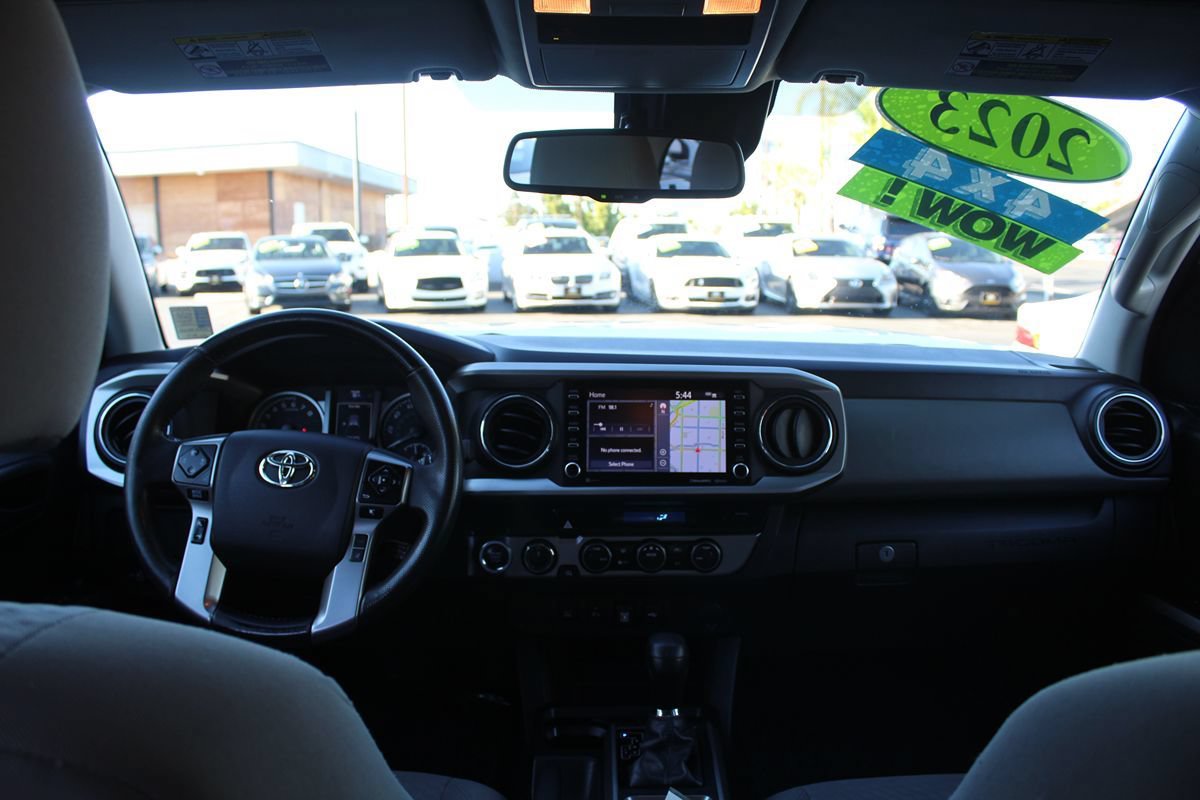 Used 2023 Toyota Tacoma SR5 AWD/4WD image 25