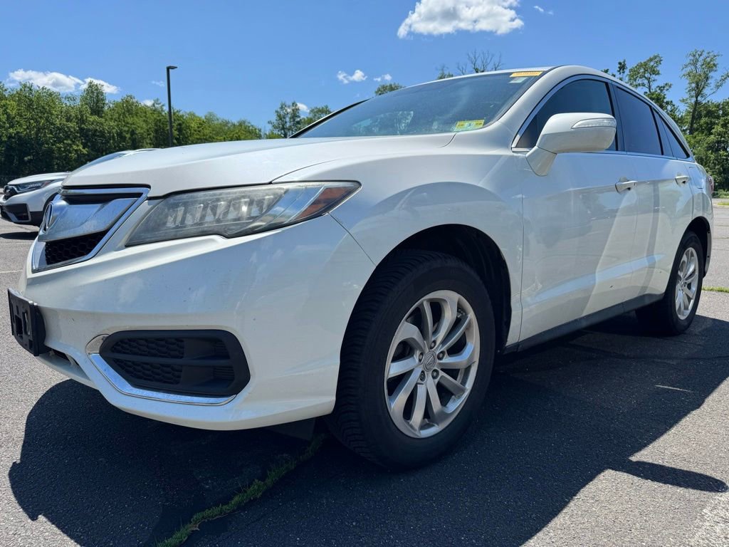 Used 2017 Acura RDX AWD image 2