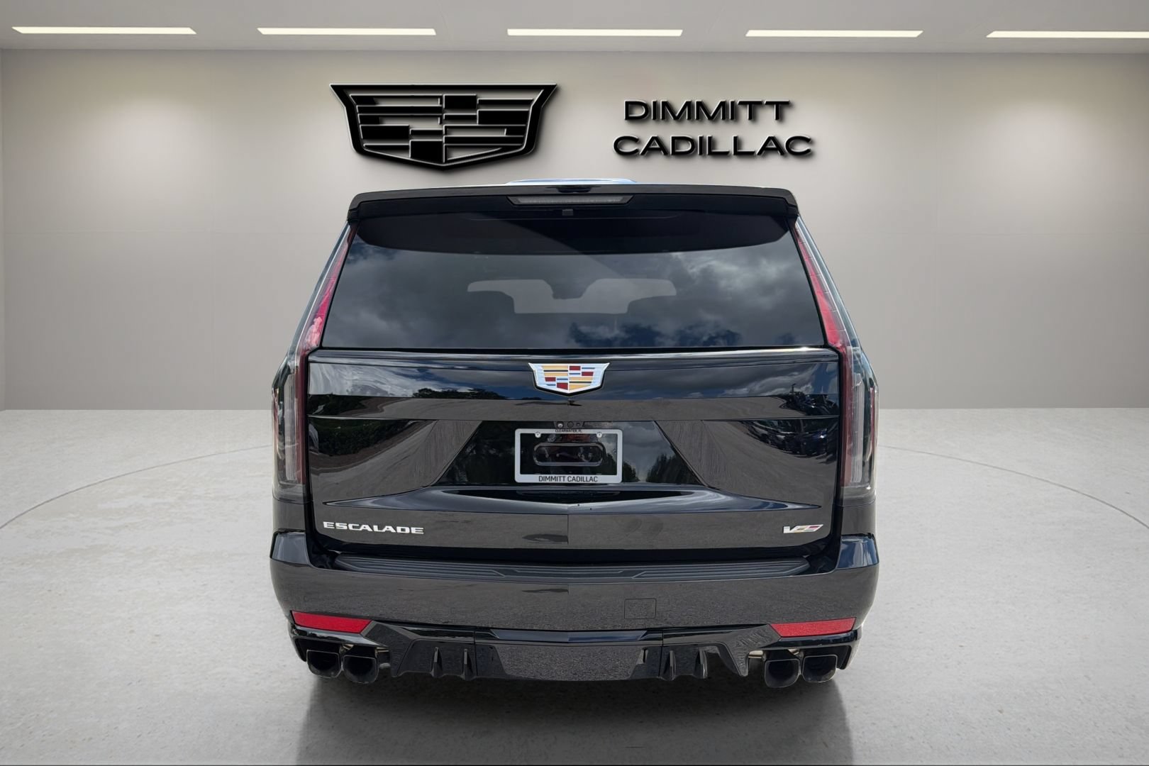 Certified 2023 Cadillac Escalade V AWD/4WD image 6