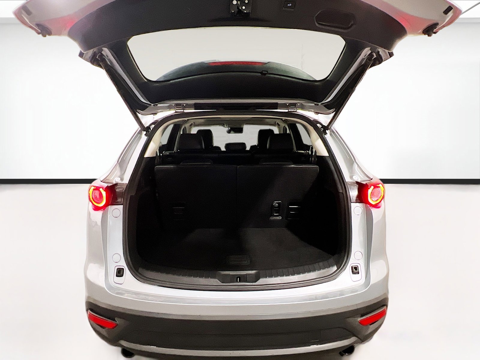 Used 2023 MAZDA CX-9 Touring Plus image 19